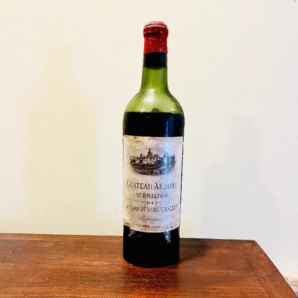 1947 Chateau Ausone, France (Low Shoulder)