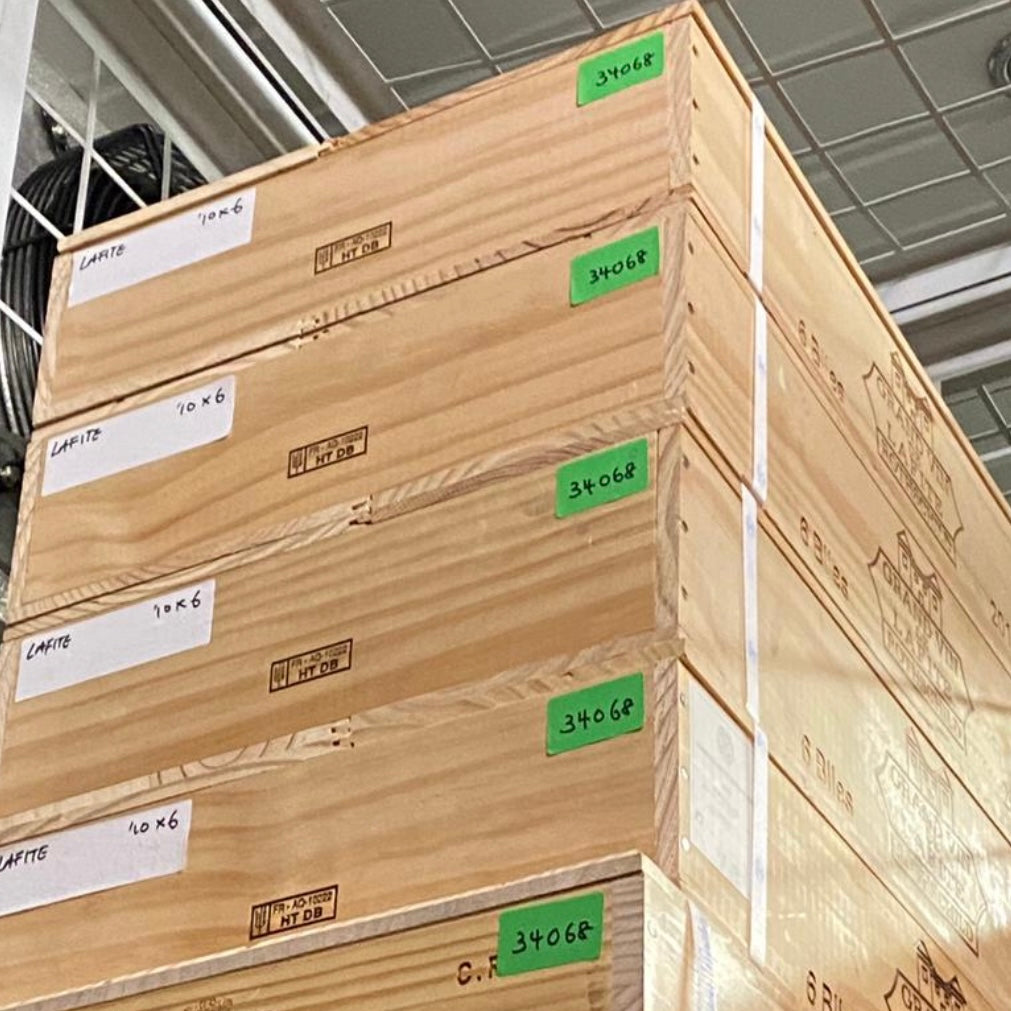 1986 Château Lafite Rothschild, France, 750ml (Torn Label)